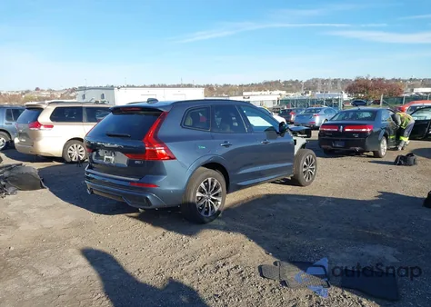 2023 Volvo Xc60 Plus Dark Theme из США, поврежденный, VIN YV4L12RW9P1305785